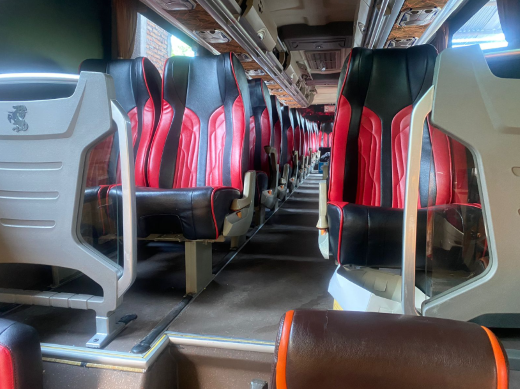Medium Bus Jakarta