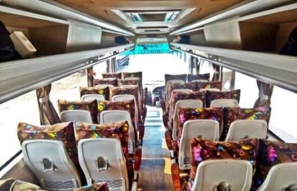 Medium Bus Bali